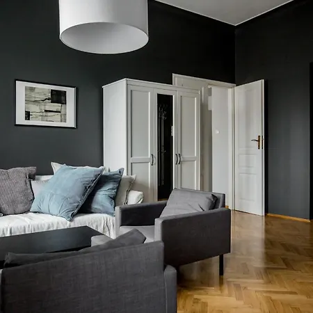 Center Apartment