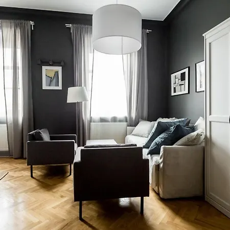 Apartment Center